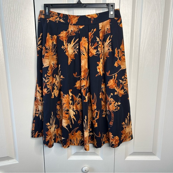 Lulu’s Women’s Black & Orange Floral Knee Length Skirt Size Medium M Lined‎ - Picture 1 of 4